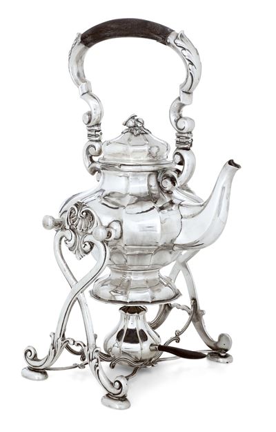 Samovar. Argenteria Italiana della Prima Metà del XX Secolo
