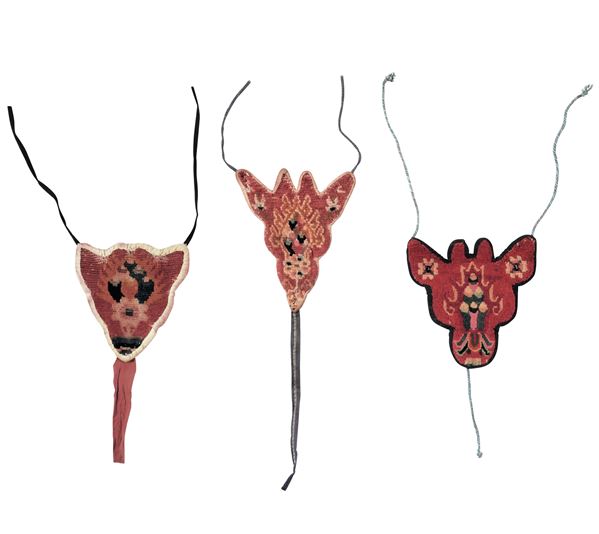 Raro lotto di tre Takyab, Tibet inizio XX secolo