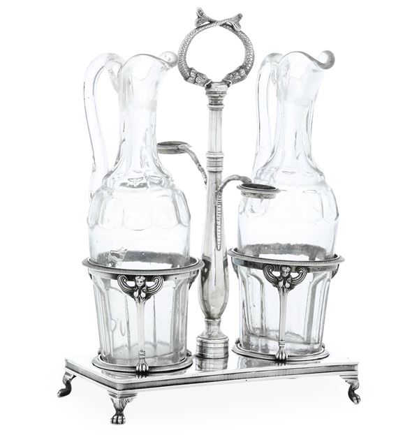 Oliera neoclassica. Napoli 1825-1932, assaggiatore Paolo di Blasio, marchio dell'argentiere consunto di difficile lettura