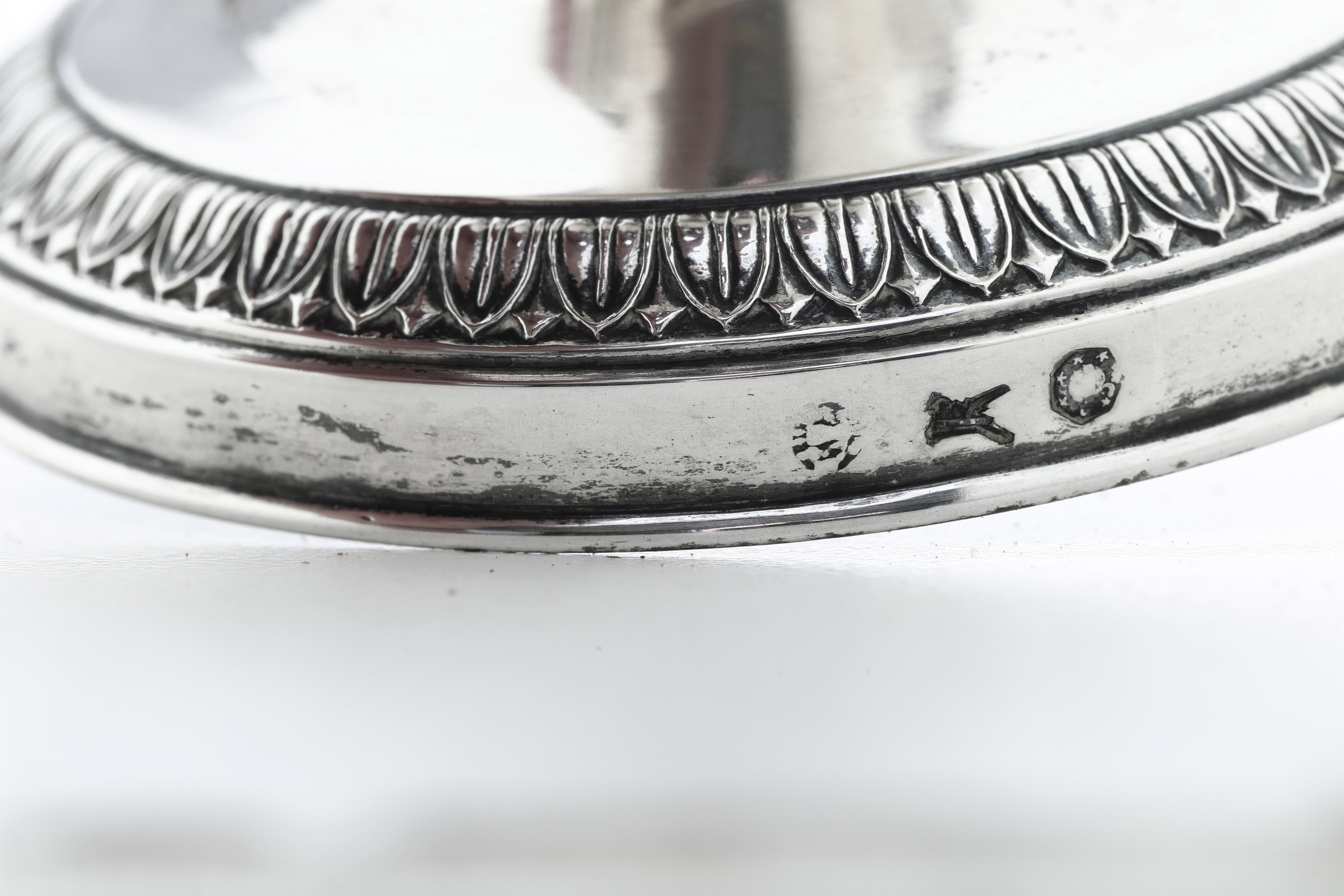 Elegante Caffettiera. Milano XIX Secolo, Marchio Dell'argentiere (documentato ma Non Identificato...