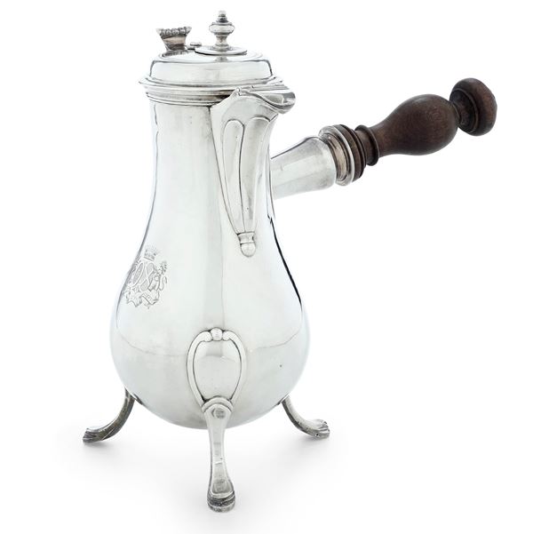 Cioccolatiera. Parigi, ultimo quarto del XVIII secolo. Maestro argentiere Renè-Pierre Ferrier (1775-1793)