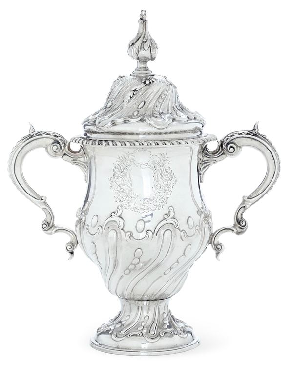 Coppa. Londra 1763, argentiere T. Whipham & C.Wright