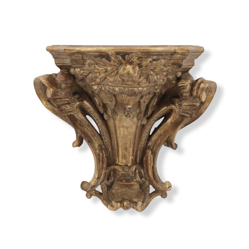 Mensola in legno intagliato e dorato. Piemonte, prima metà XVIII secolo  - Asta Antiquariato - Cambi Casa d'Aste