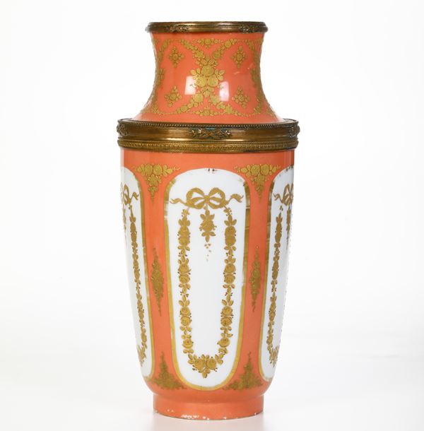 Vaso. Francia, XX secolo.