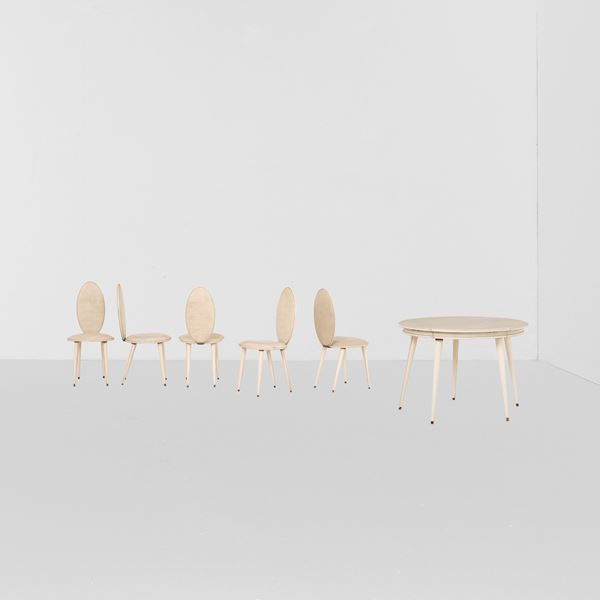 Set di tavolo con cinque sedie