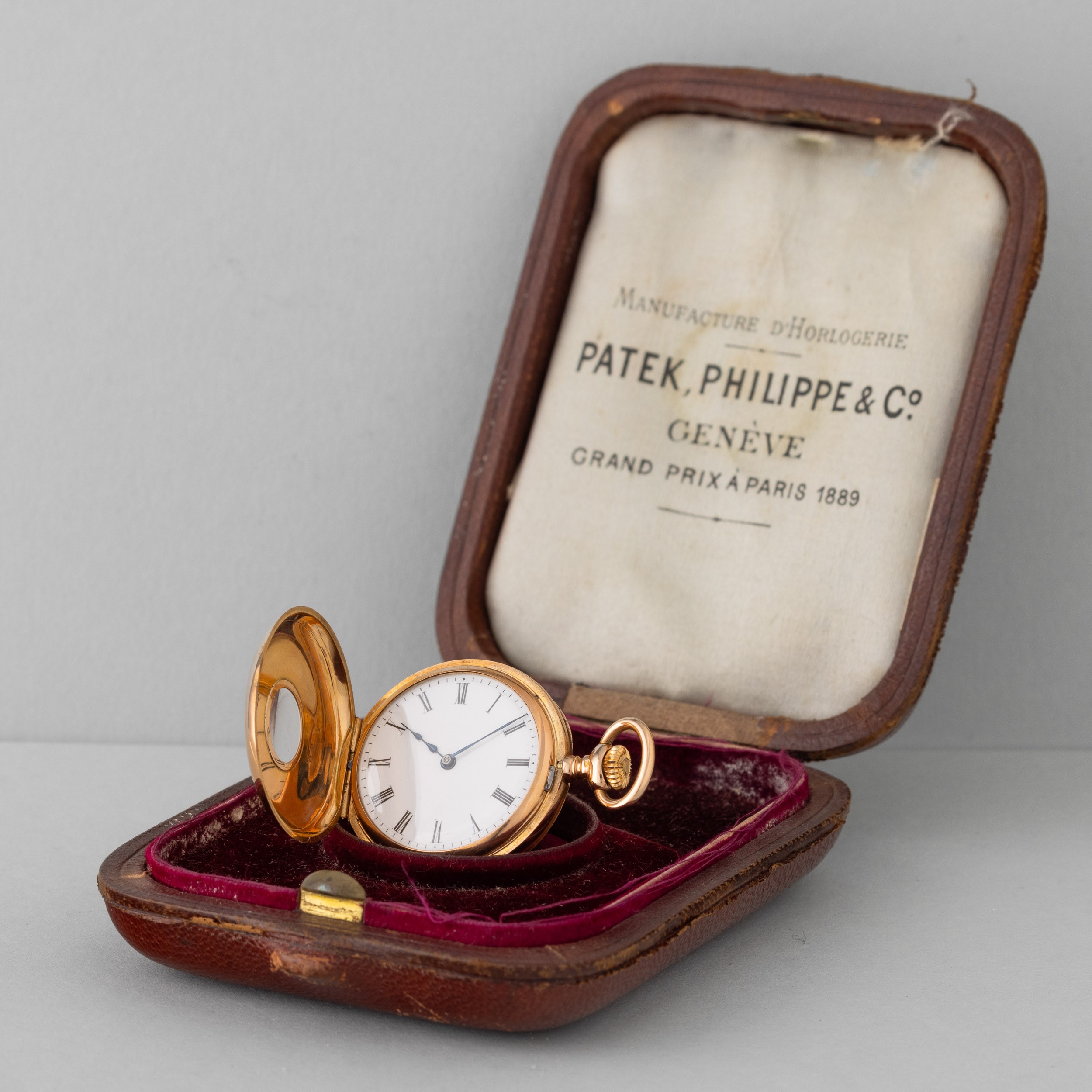 Patek Philippe - Orologio da Collo "occhio di Bue" in Oro Rosa 18k, Quadrante in Smalto Bianco co...