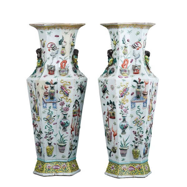 Coppia di vasi. Cina, Dinastia Qing, XIX secolo