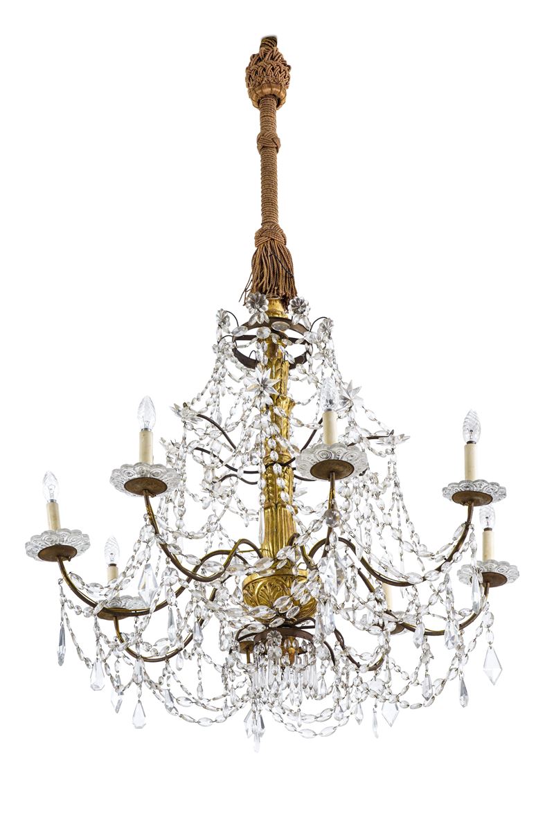 Lampadario con fusto in legno intagliato e dorato. Genova, fine XVIII secolo  - Asta Dimore Italiane - Cambi Casa d'Aste