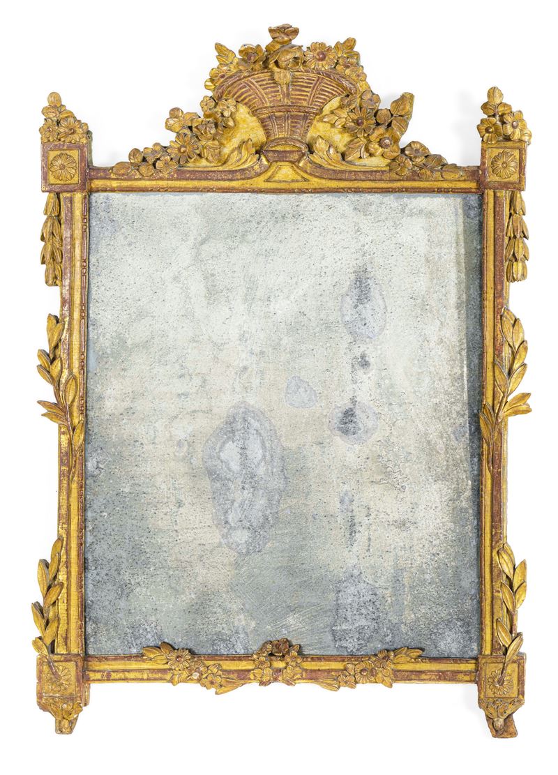 Specchiera in legno intagliato e dorato. Francia, XVIII-XIX secolo  - Auction Italian Residences - Cambi Casa d'Aste