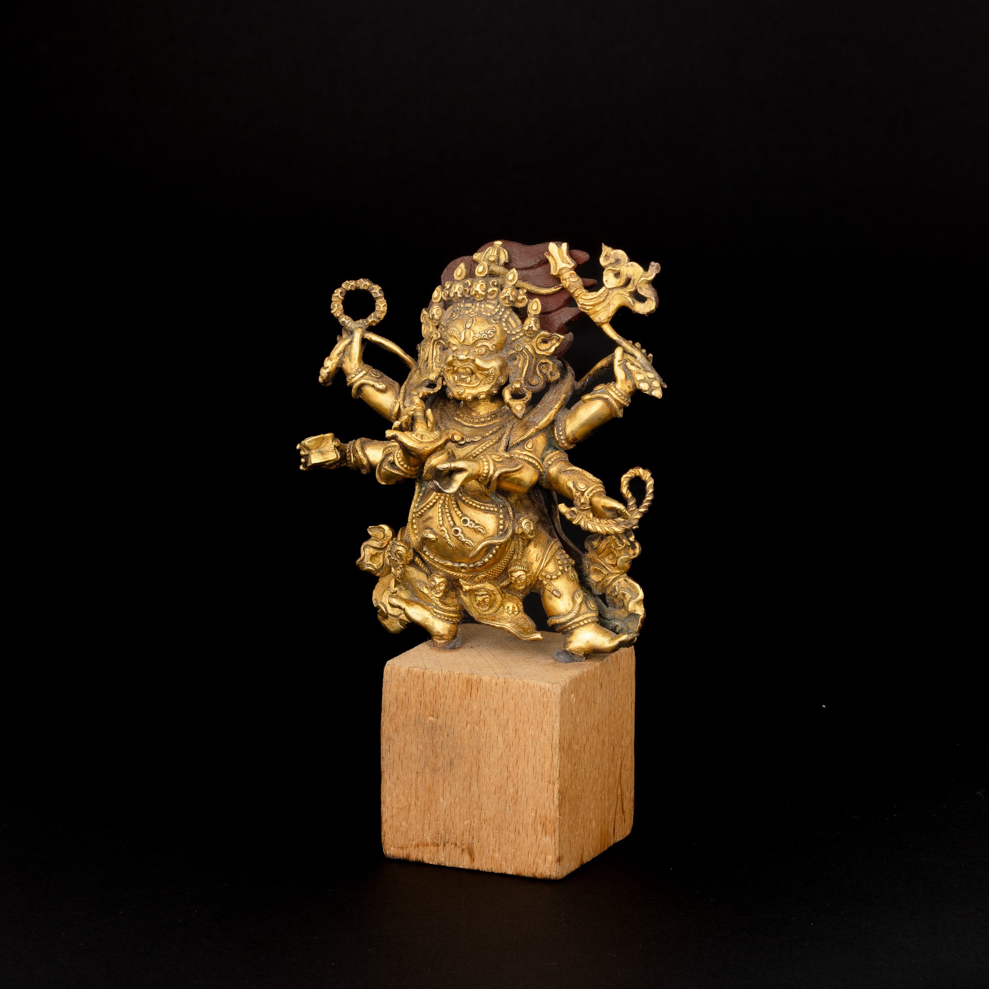 Figura in Bronzo Dorato Raffigurante Mahakala, Tibet, XIX Secolo