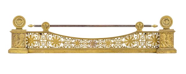 Parafuoco in bronzo dorato. XIX secolo