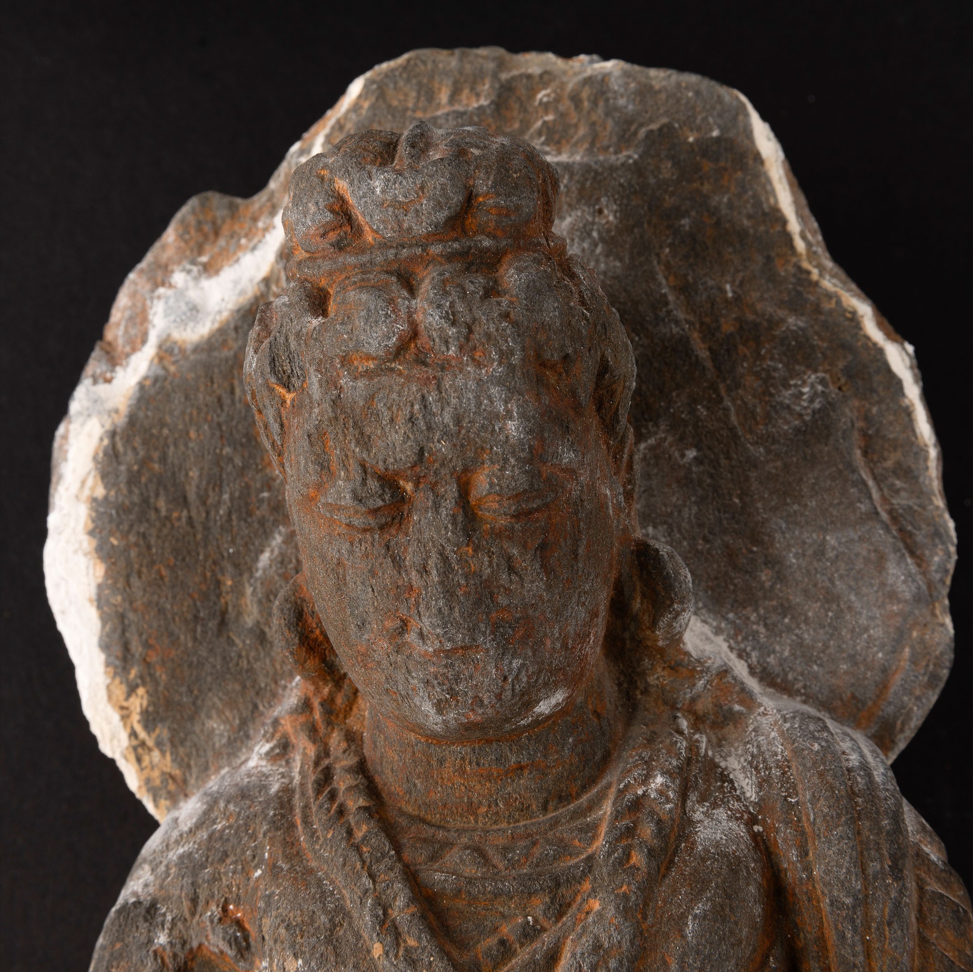 Figura di Buddha Scolpita in Pietra, Gandhara, IV Secolo