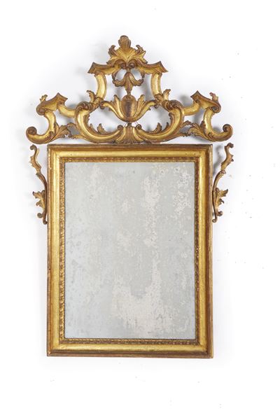 Specchiera in Legno Intagliato e Dorato