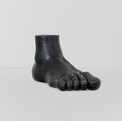 Poltrona Scultorea Mod. Piede della Serie Up7