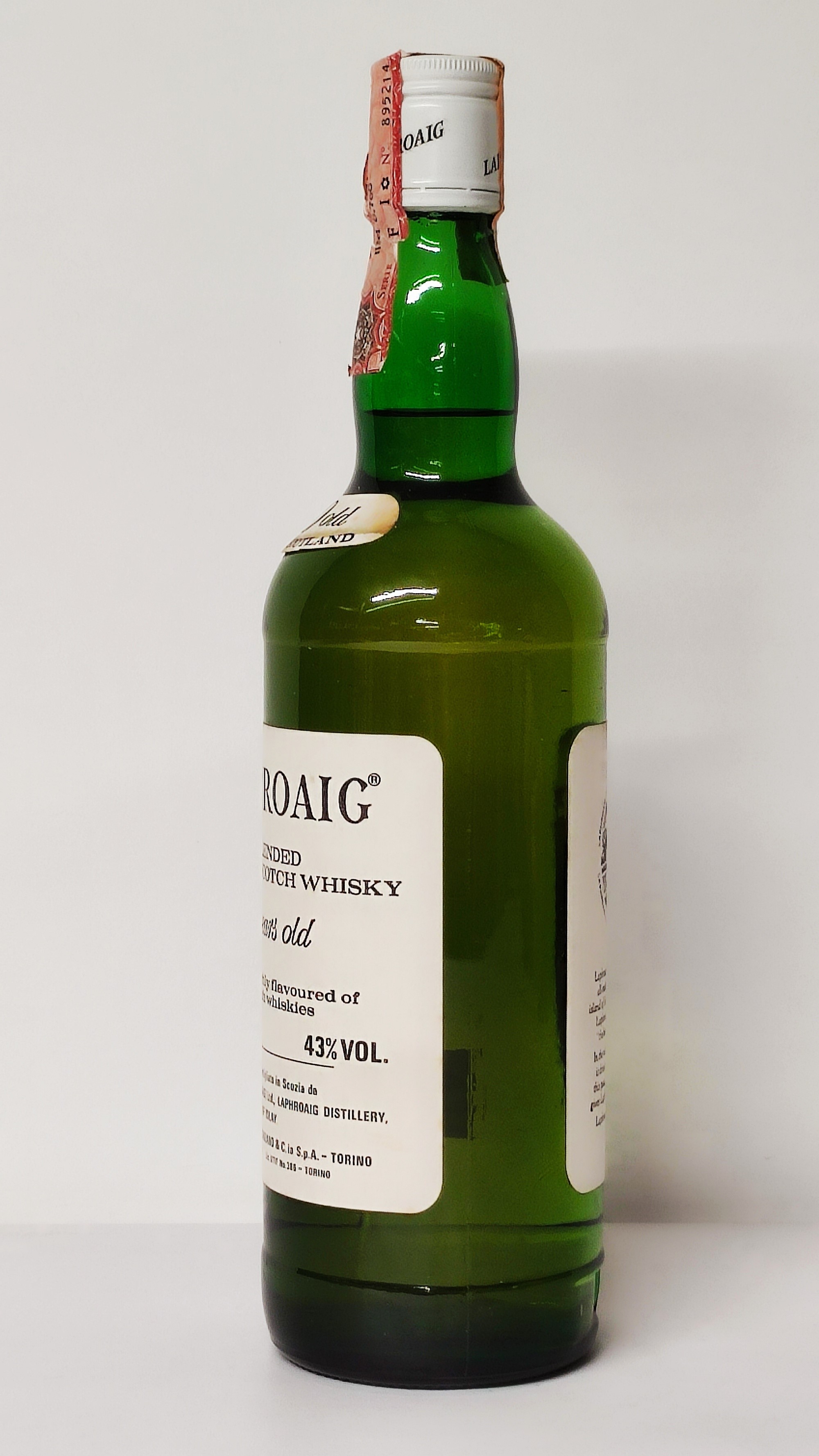 Laphroaig 10 Years Old, Unblended Single Malt Scotch Whisky