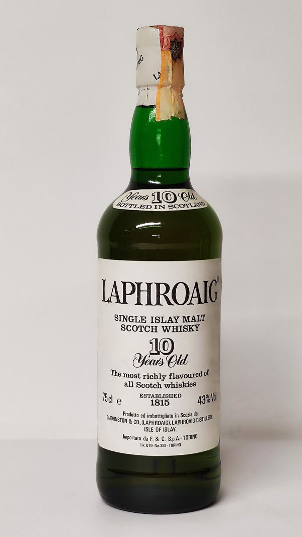 Laphroaig 10 Years Old, Single Islay Malt Scotch Whisky