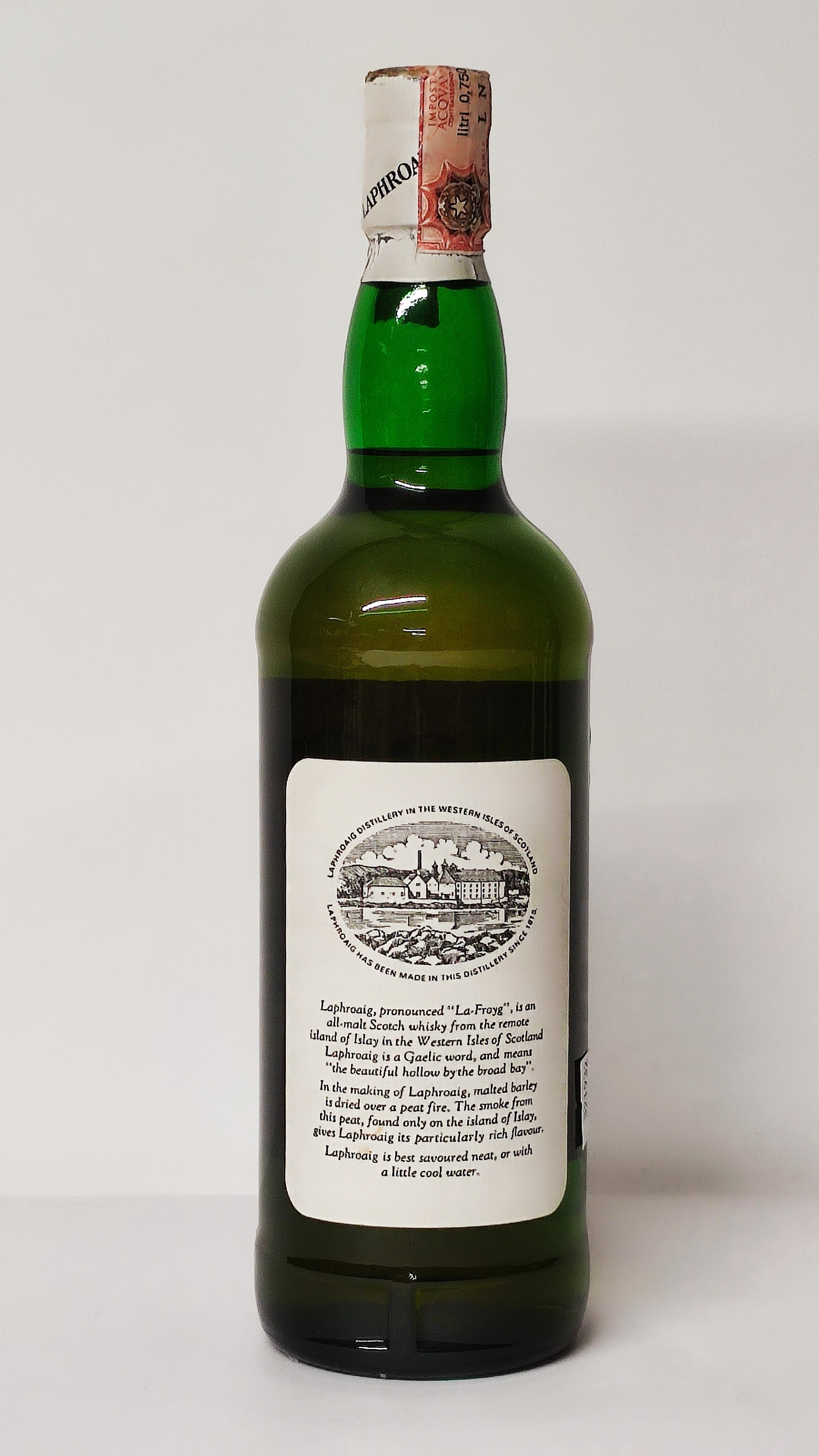 Laphroaig 10 Years Old, Single Islay Malt Scotch Whisky