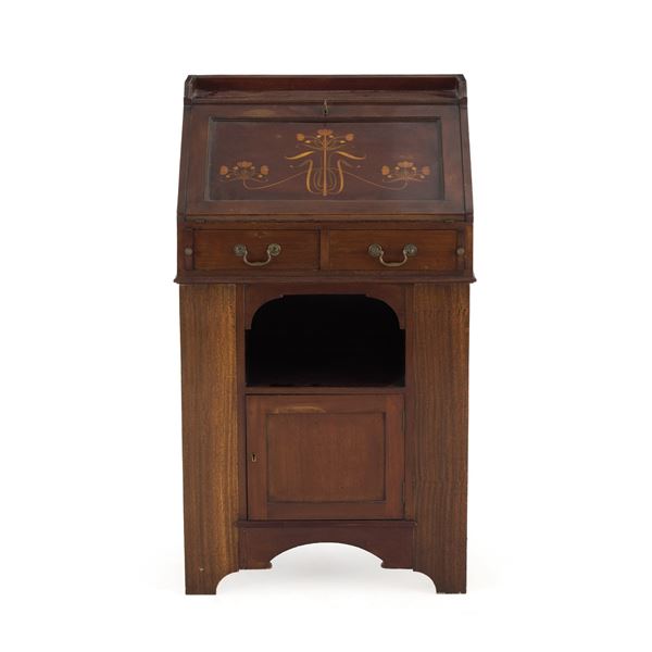 Comoncino con ribalta in legno intarsiato. Inizio XX secolo