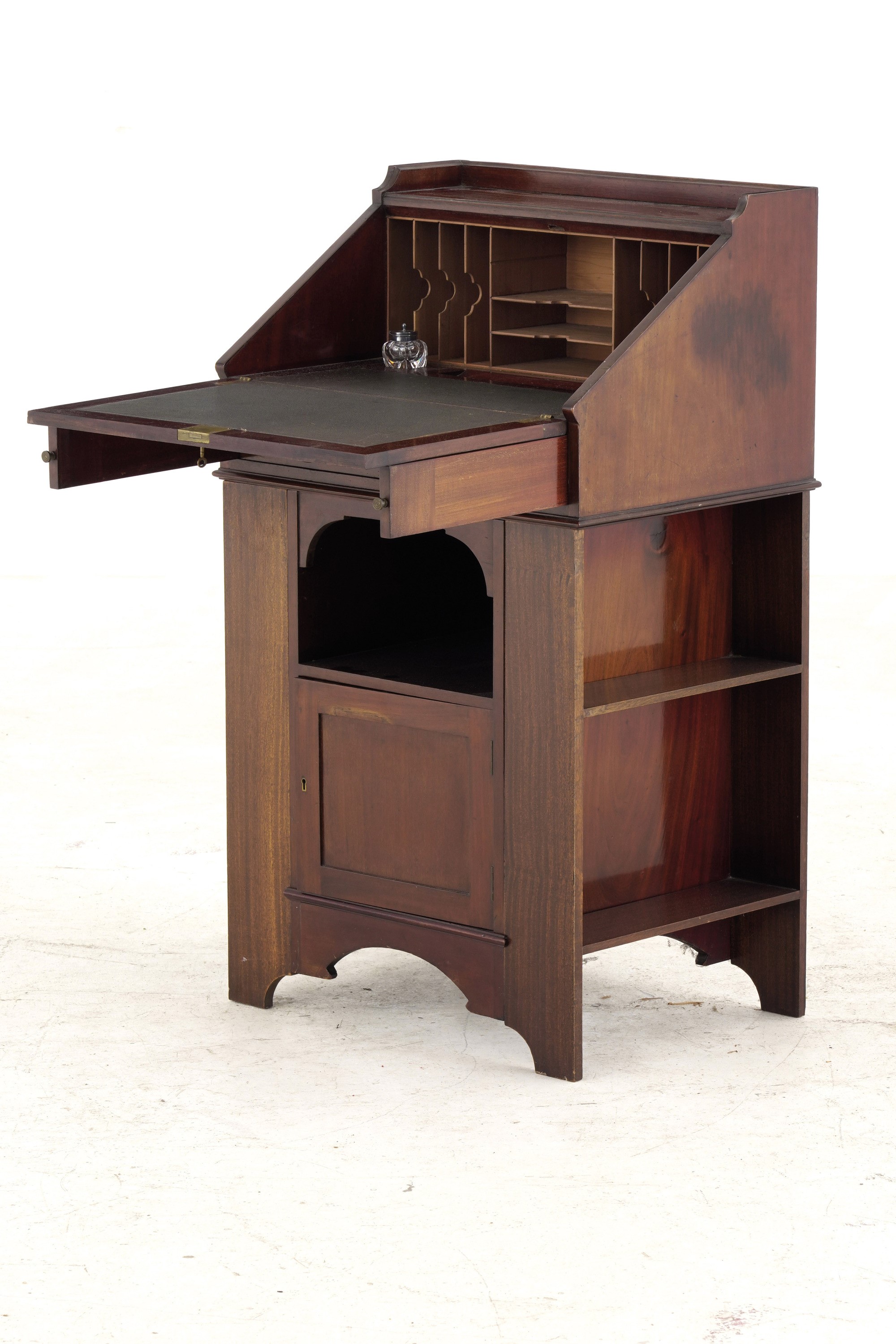 Comoncino con Ribalta in Legno Intarsiato. Inizio XX Secolo