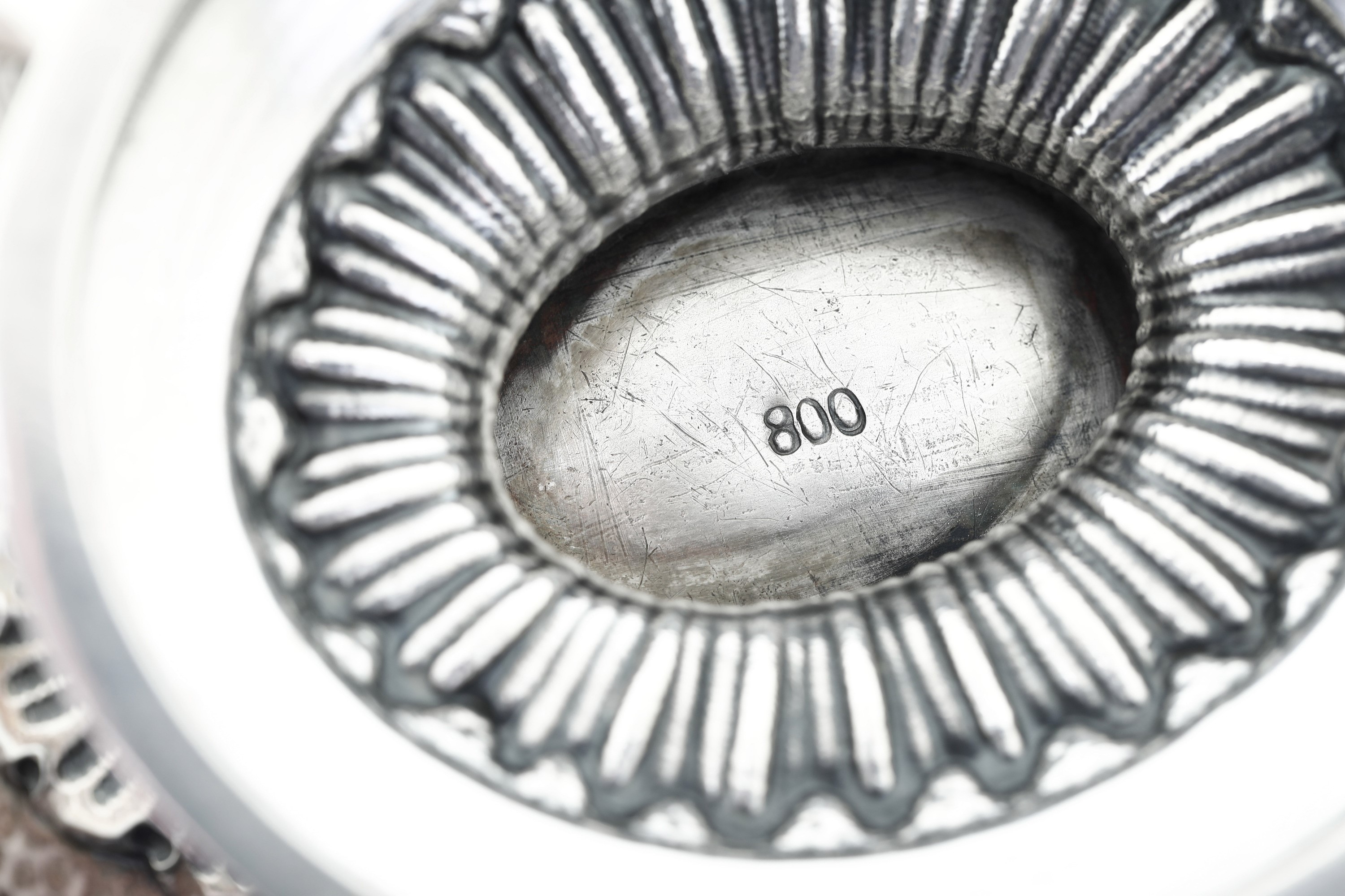 Argenteria artistica italiana, Servizio tè e caffè in argento fuso e sagomato (prima metà del XX ...