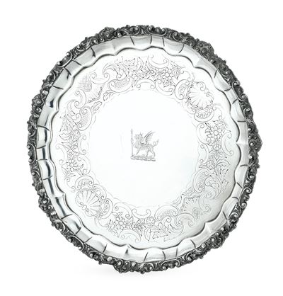 Piatto. Londra 1827, Argentiere Joseph Angell i