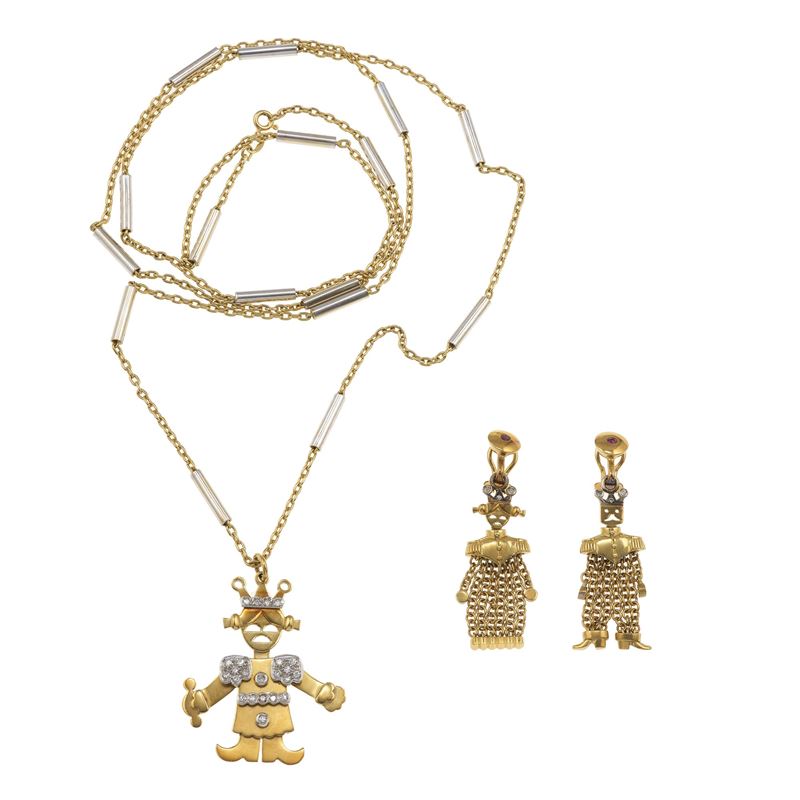 Lunga catena con pendente ed un paio di orecchini con piccoli diamanti e due piccoli rubini  - Asta Gioielli - Cambi Casa d'Aste