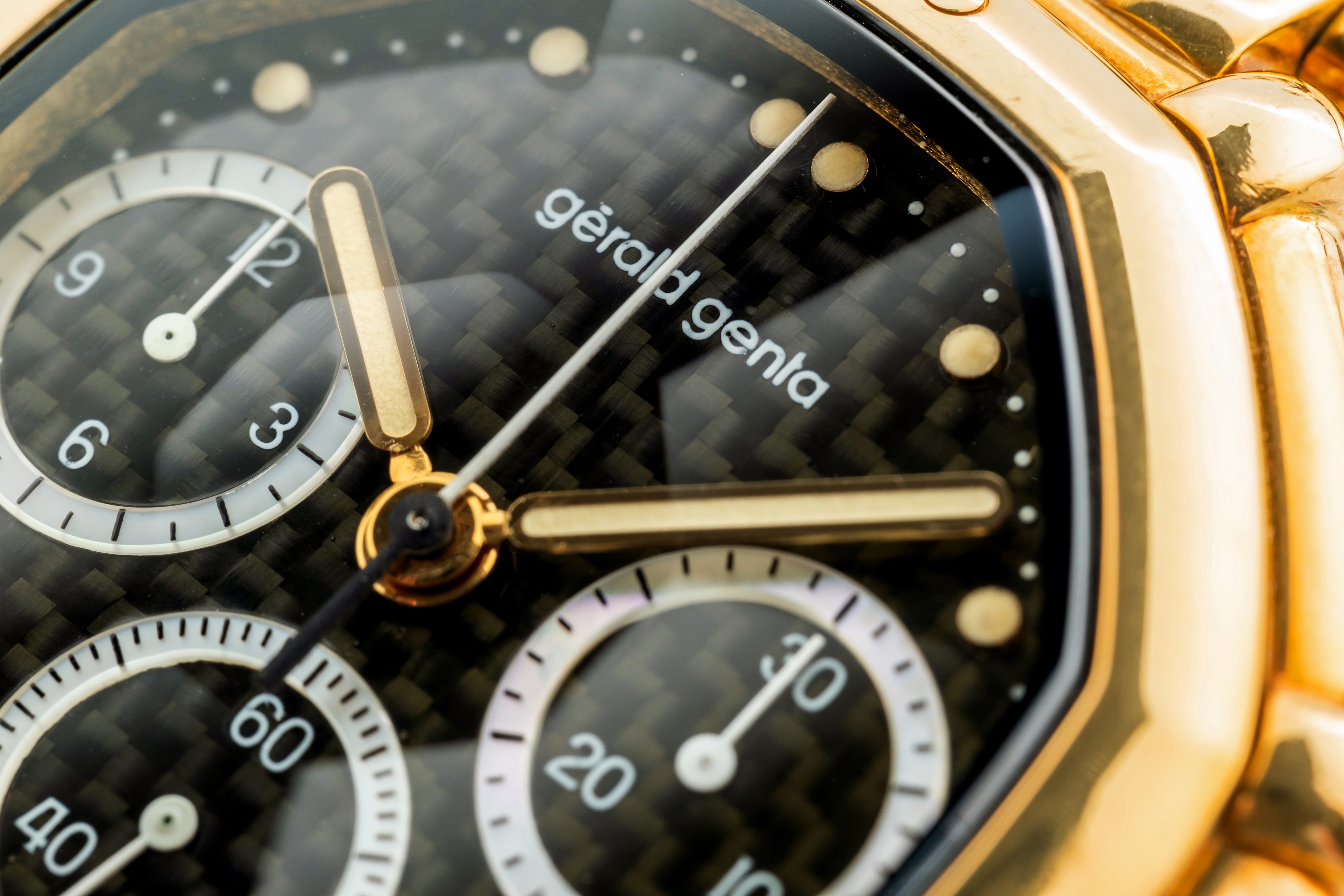 Gerald Genta - Cronografo Success Ref G.3388.7 in Oro Giallo 18k, Movimento Automatico, Scatola e...