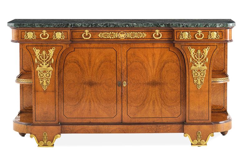 Credenza. Russia, XIX secolo  - Asta Dimore Italiane - Cambi Casa d'Aste
