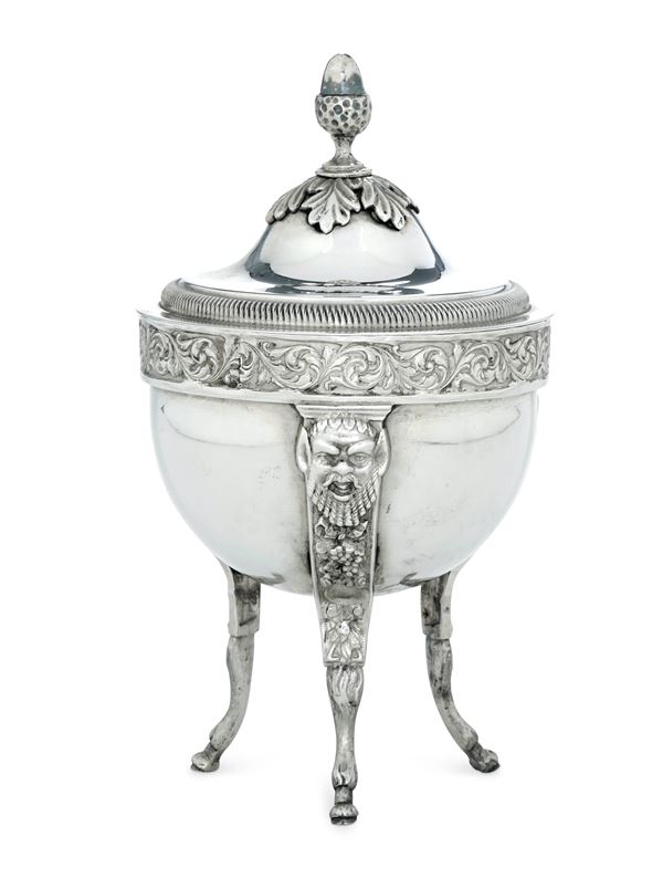 Zuccheriera. Venezia XIX secolo, marchio dell'argentiere consunto di difficile lettura