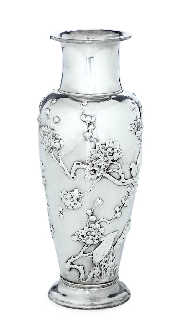 Vaso Japanese style. Tiffany & Co., USA inizio XX secolo