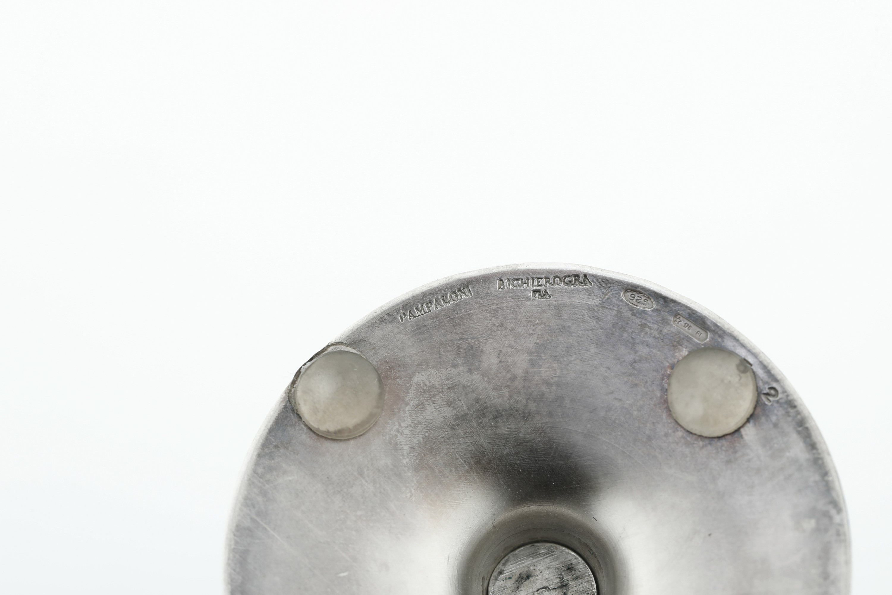 Pampaloni, Bicchiere con fiori e mascherone in argento 925