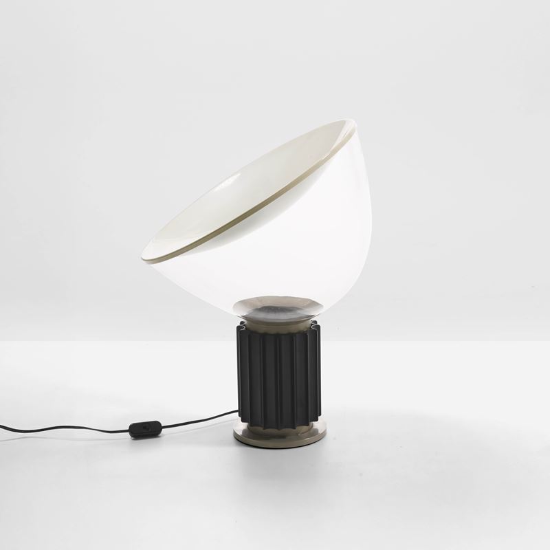 Achille e Piergiacomo Castiglioni : Lampada da tavolo mod. Taccia  - Auction Design - Cambi Casa d'Aste