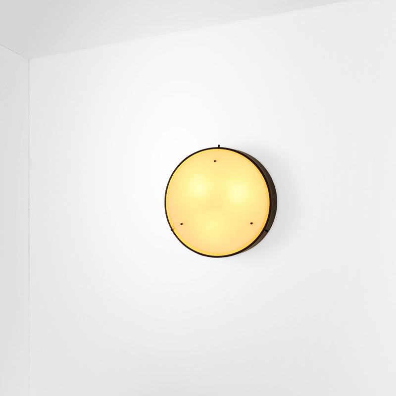 Gino Sarfatti : Una lampada a parete o a plafone mod. 3005.  - Auction Design - Cambi Casa d'Aste