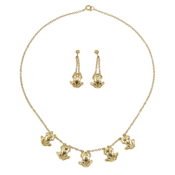Gold “frog” parure