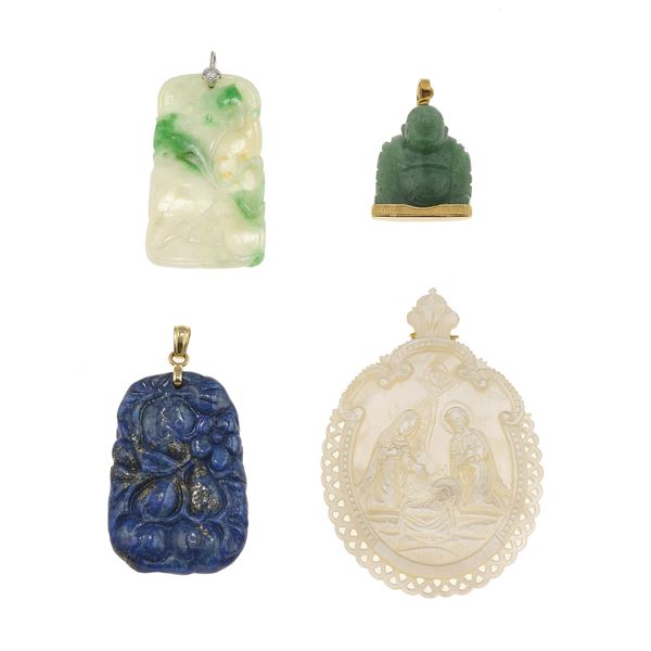 Four pendants with mother of pearl, lapis lazuli, jadeite and aventurine