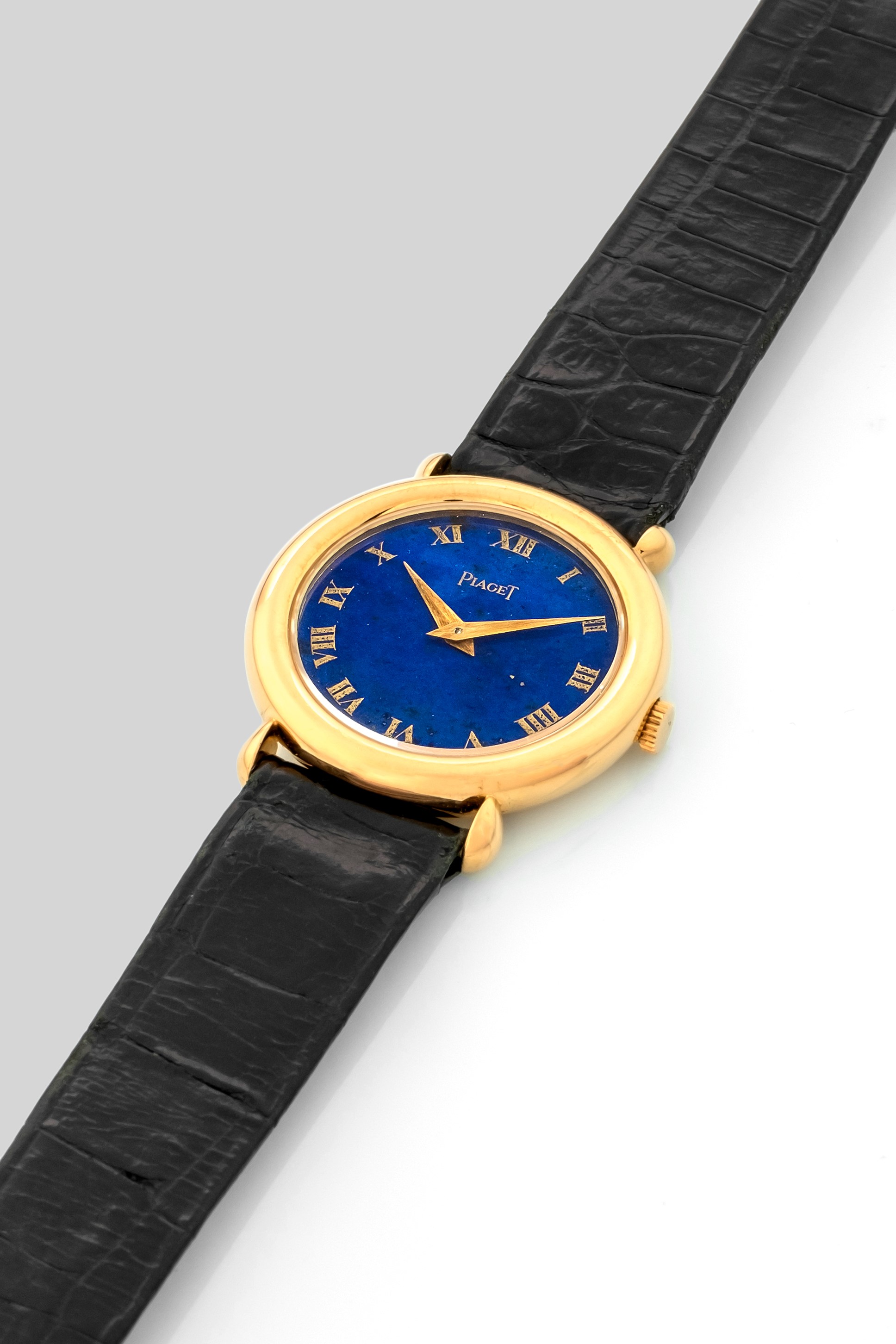 Piaget - Classique Lady Ref 9040 in Oro Giallo 18k, Quadrante Lapislazzuli Numeri Romani, Circa 1...