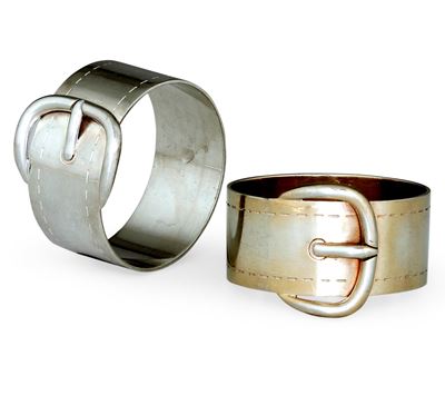 Hermès, Coppia di portatovaglioli in argento 950 fuso con elemento dorato (Parigi, anni ’60)