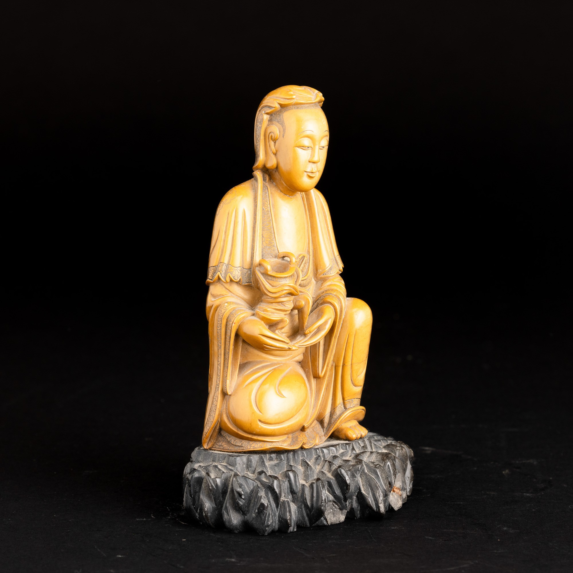 Figura di Saggio Scolpita in Pietra Saponaria, Cina, Dinastia Qing, XIX Secolo