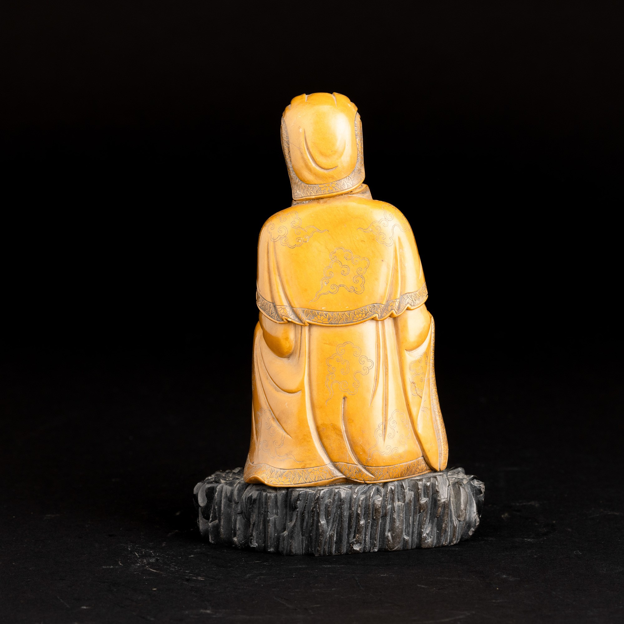 Figura di Saggio Scolpita in Pietra Saponaria, Cina, Dinastia Qing, XIX Secolo