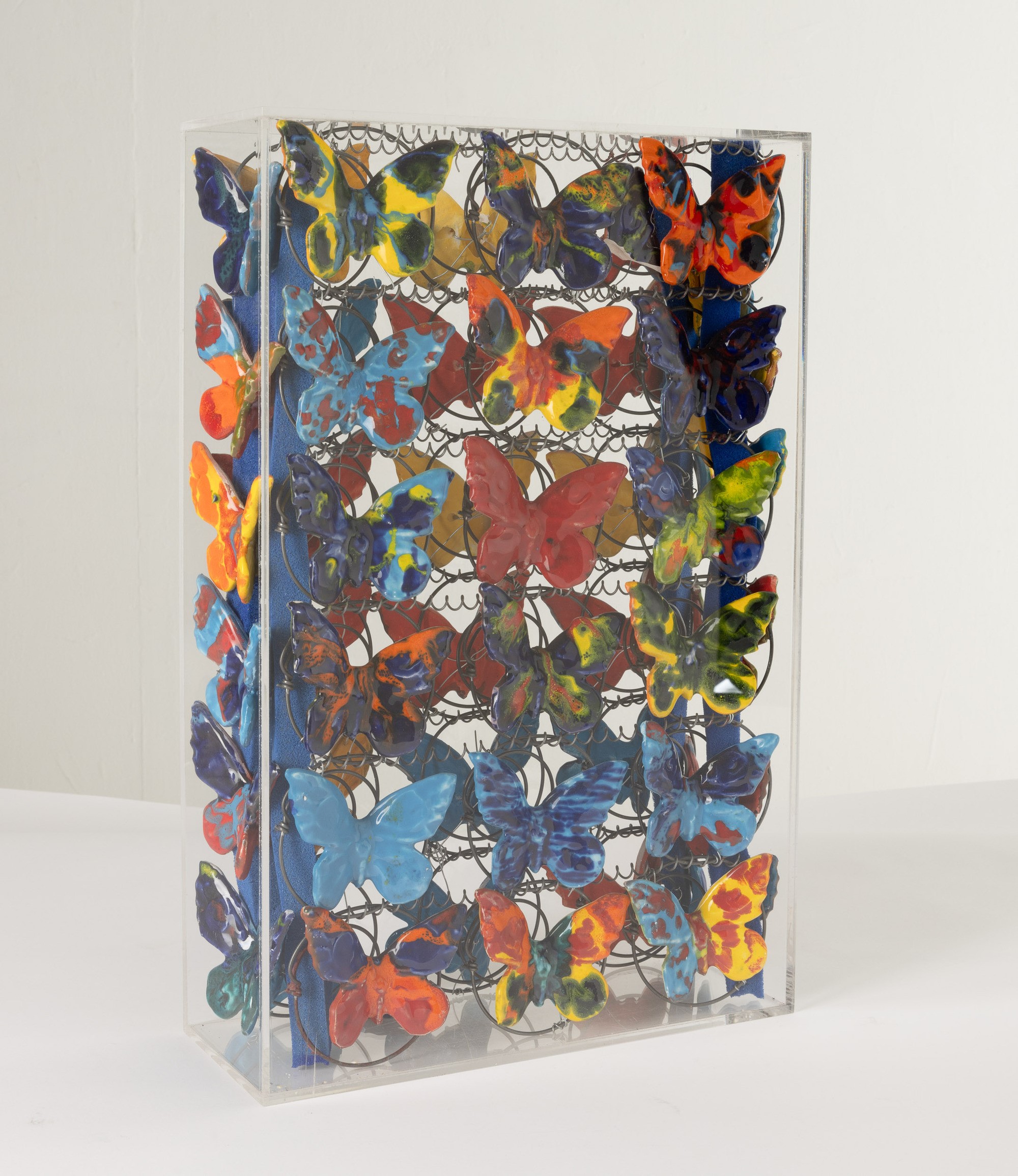 Marcello lo Giudice - Scultura entro teca in plexiglas