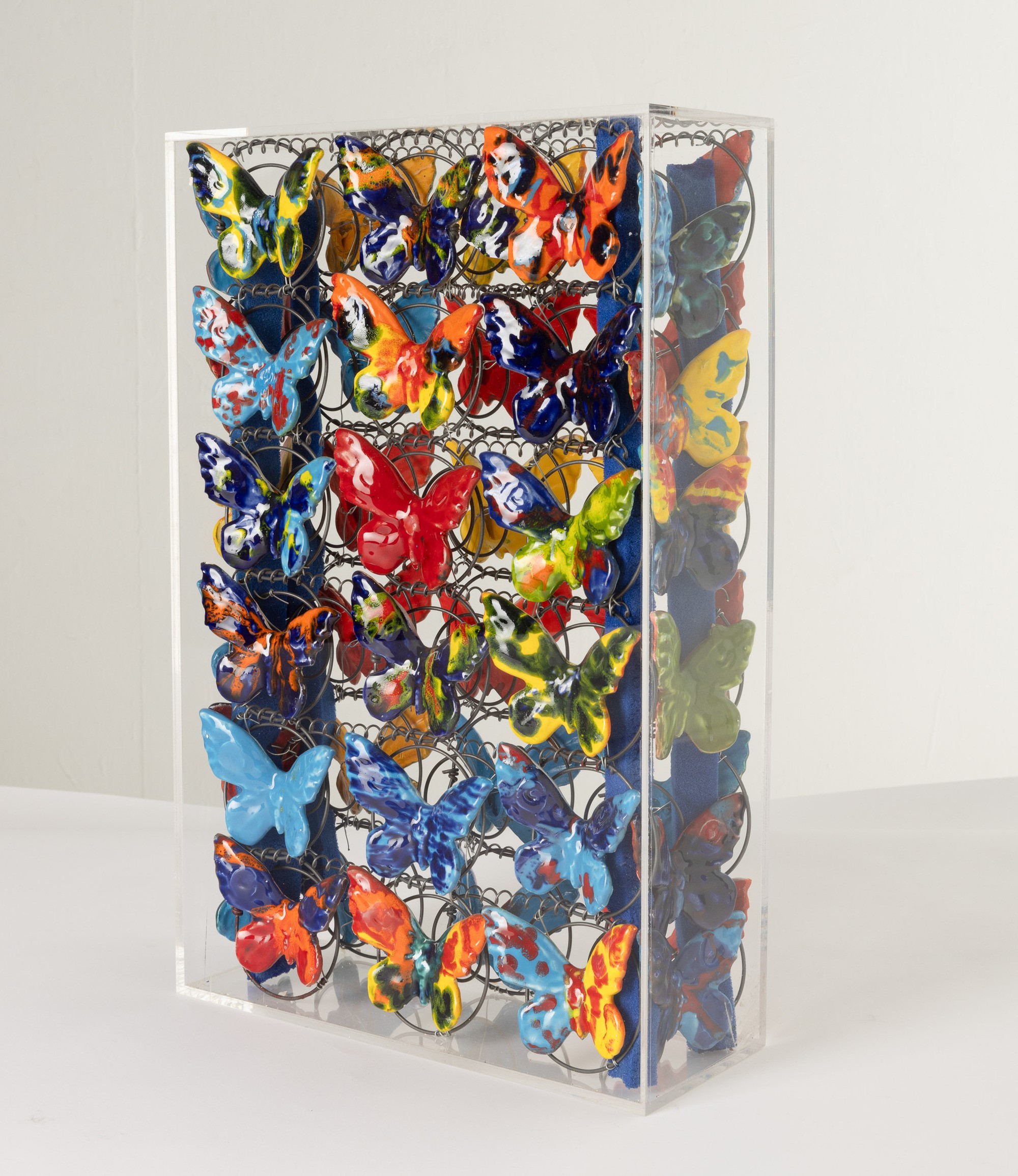 Marcello lo Giudice - Scultura entro teca in plexiglas