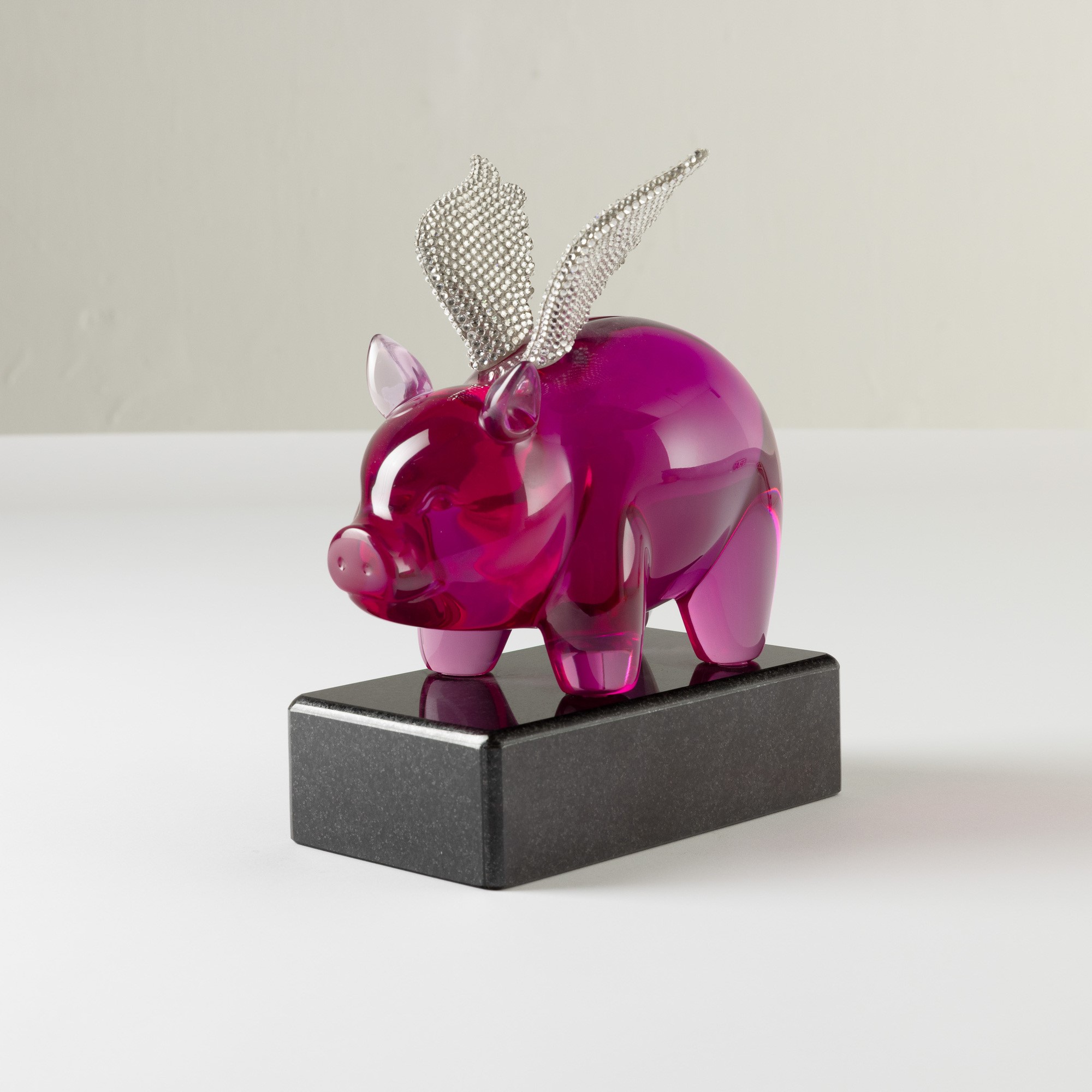 Mauro Perucchetti - Scultura in resina su base in marmo
