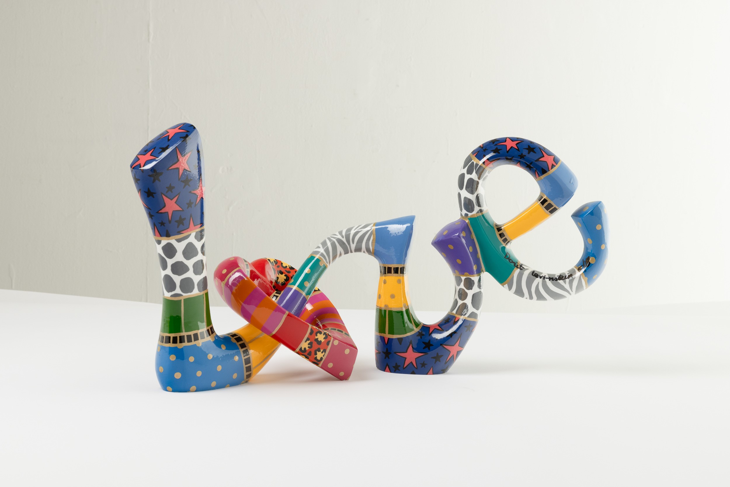 Dorit Levi-nstein - Love 55 - Scultura in alluminio dipinta a mano