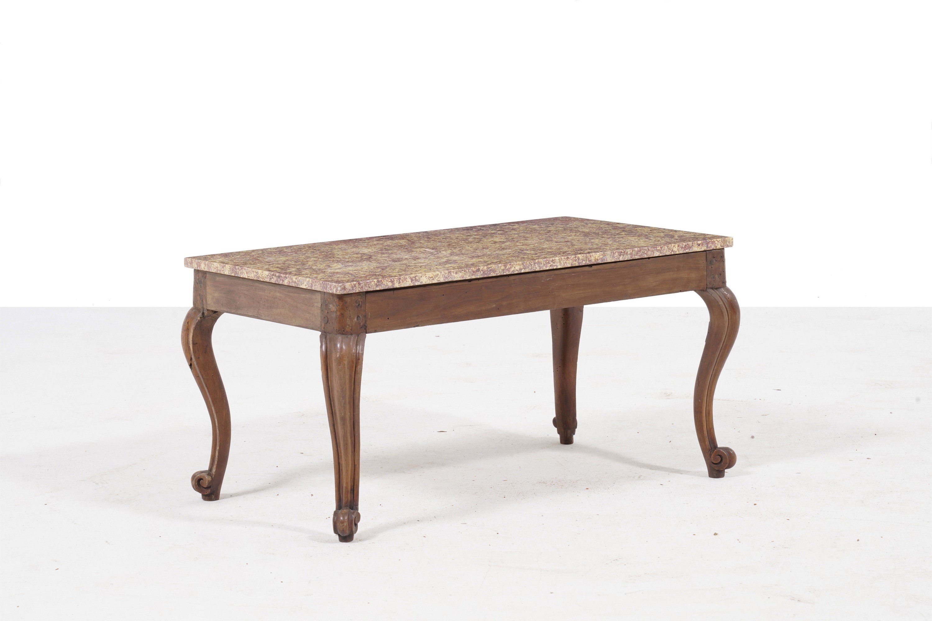 Tavolino in legno con piano in marmo