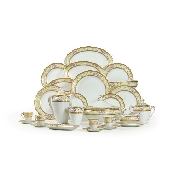 Servizio da tavola.<BR>Francia, Limoges, Société Porcelainière de Limoges, XX secolo.<BR>