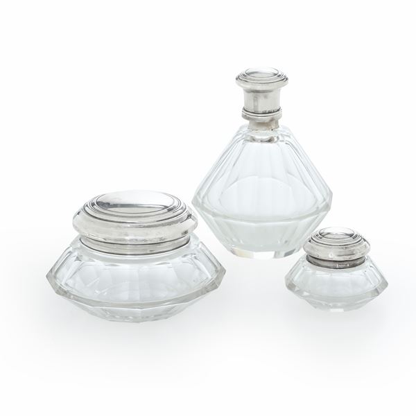 Tra ampolle. Manifattura italiana del XX secolo