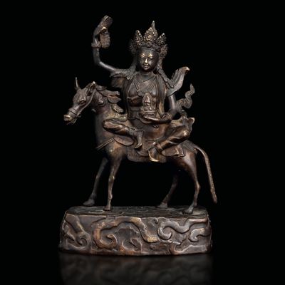 Figura in Bronzo Raffigurante Tara su Cavallo con Tracce di Doratura, Cina, Dinastia Qing, Epoca ...