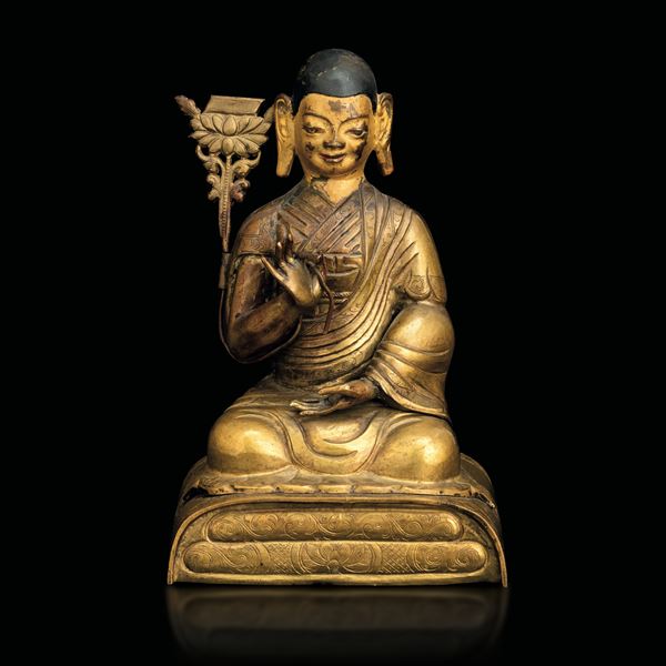 Figura di monaco in rame dorato, Tibet, XVIII secolo