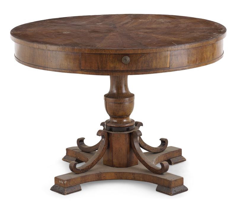 Tavolo tondo in legno a un cassetto. XIX secolo  - Auction Antiquariato - Cambi Casa d'Aste
