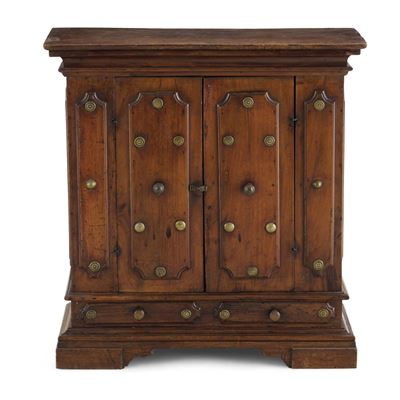 Credenza a Due Ante, Emilia XVII Secolo